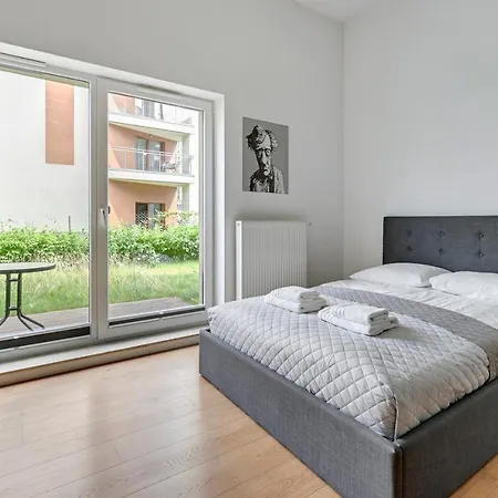 Downtown Chmielna Park Studio 公寓 格但斯克